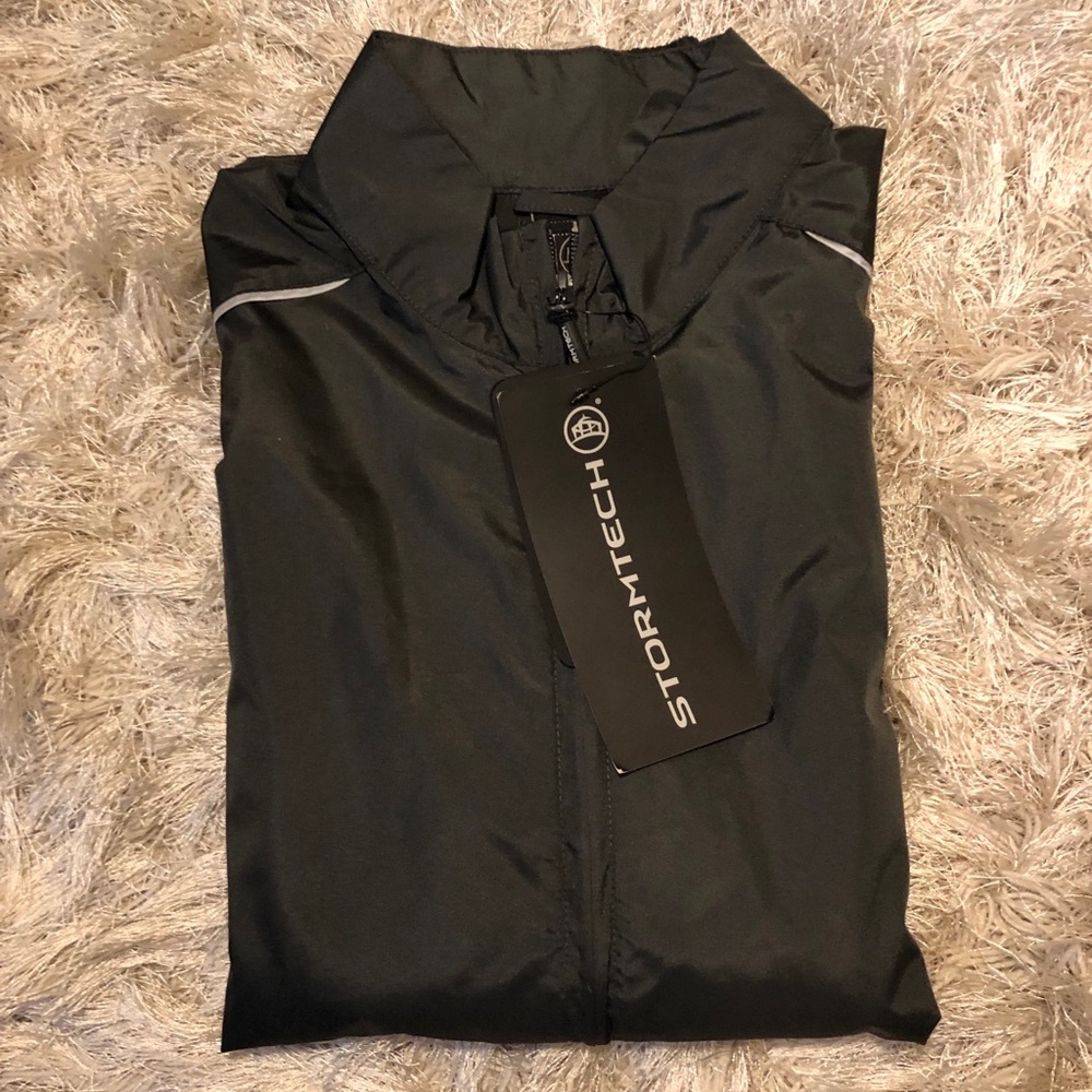 Stormtech rain shell - Picture 3 of 5